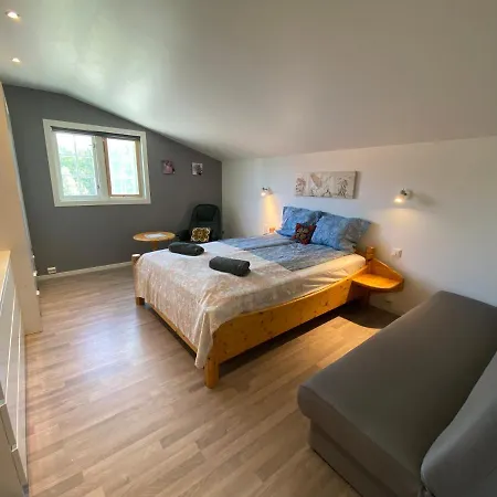 Apartment Solendet, I Brekken Ved